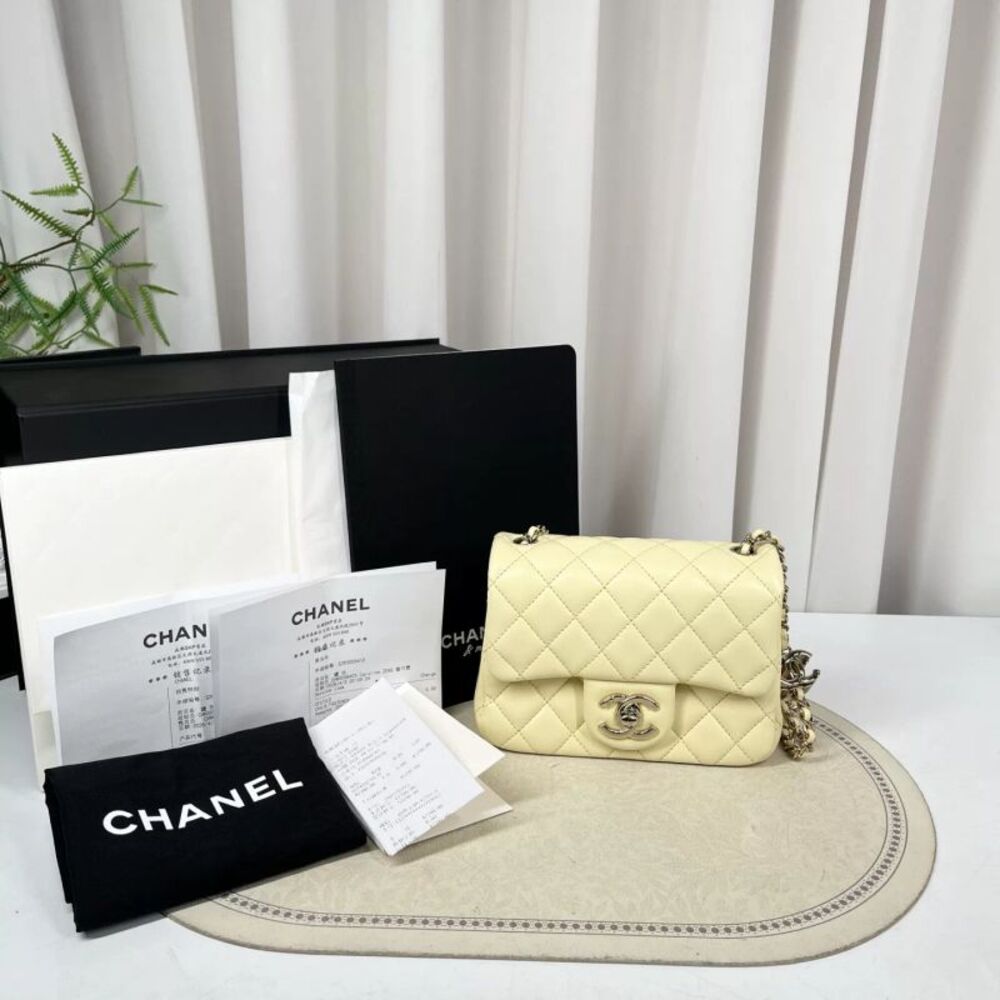 Chanel Women Pre-Loved Bag Very Good Condition